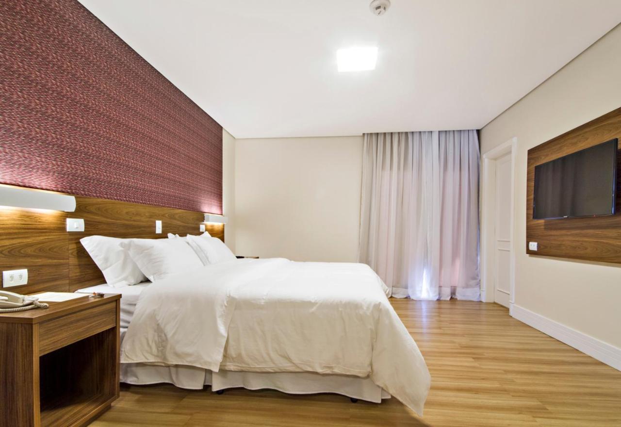 Hotel Chateau กังโปสดูจอร์เดา ภายนอก รูปภาพ