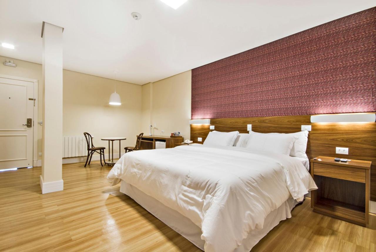 Hotel Chateau กังโปสดูจอร์เดา ภายนอก รูปภาพ