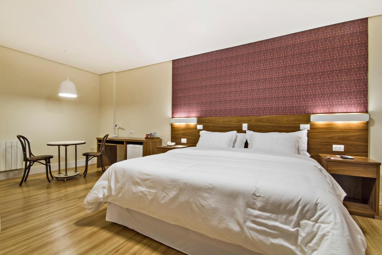 Hotel Chateau กังโปสดูจอร์เดา ภายนอก รูปภาพ