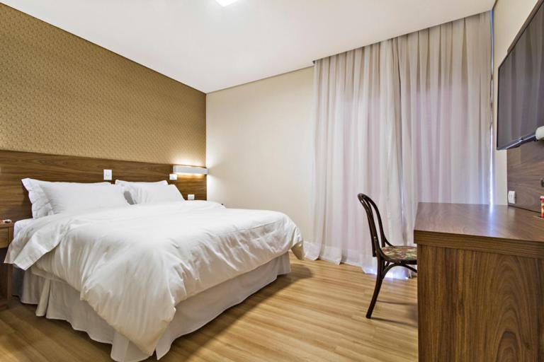 Hotel Chateau กังโปสดูจอร์เดา ภายนอก รูปภาพ
