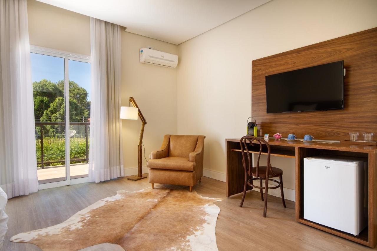 Hotel Chateau กังโปสดูจอร์เดา ภายนอก รูปภาพ