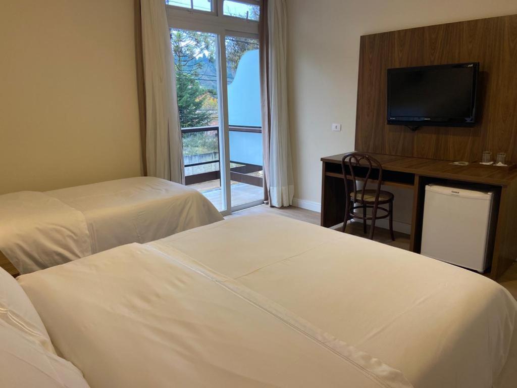 Hotel Chateau กังโปสดูจอร์เดา ภายนอก รูปภาพ