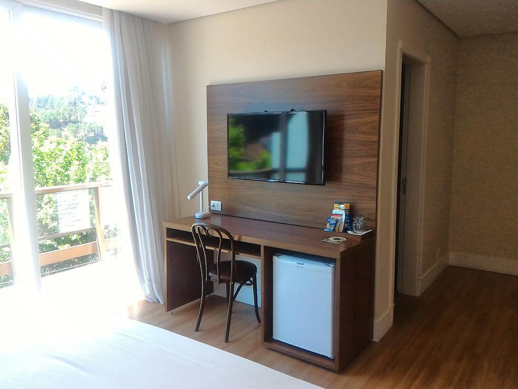 Hotel Chateau กังโปสดูจอร์เดา ภายนอก รูปภาพ
